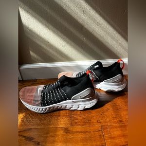 Nike React Phantom Run Flyknit 2